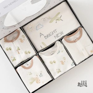 نیلی سرویس جعبه ای 13 تیکه طرح سنجاب 3980