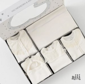 نیلی سرویس جعبه ای 13 تیکه تور عروسکی 3976